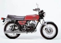 Yamaha RD 400 2023