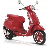Vespa Primavera 150 Red 2023